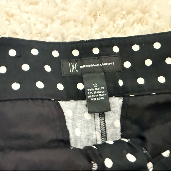 INC International Concepts Black & White Polka Dot Shorts - Picture 6 of 8